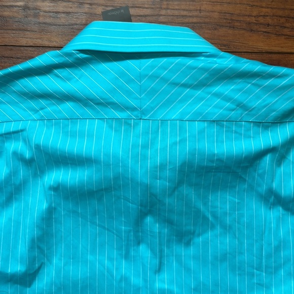 🆕 Le Château Tailored Semi-Fitted Dress Shirt 🆕 - Picture 6 of 6